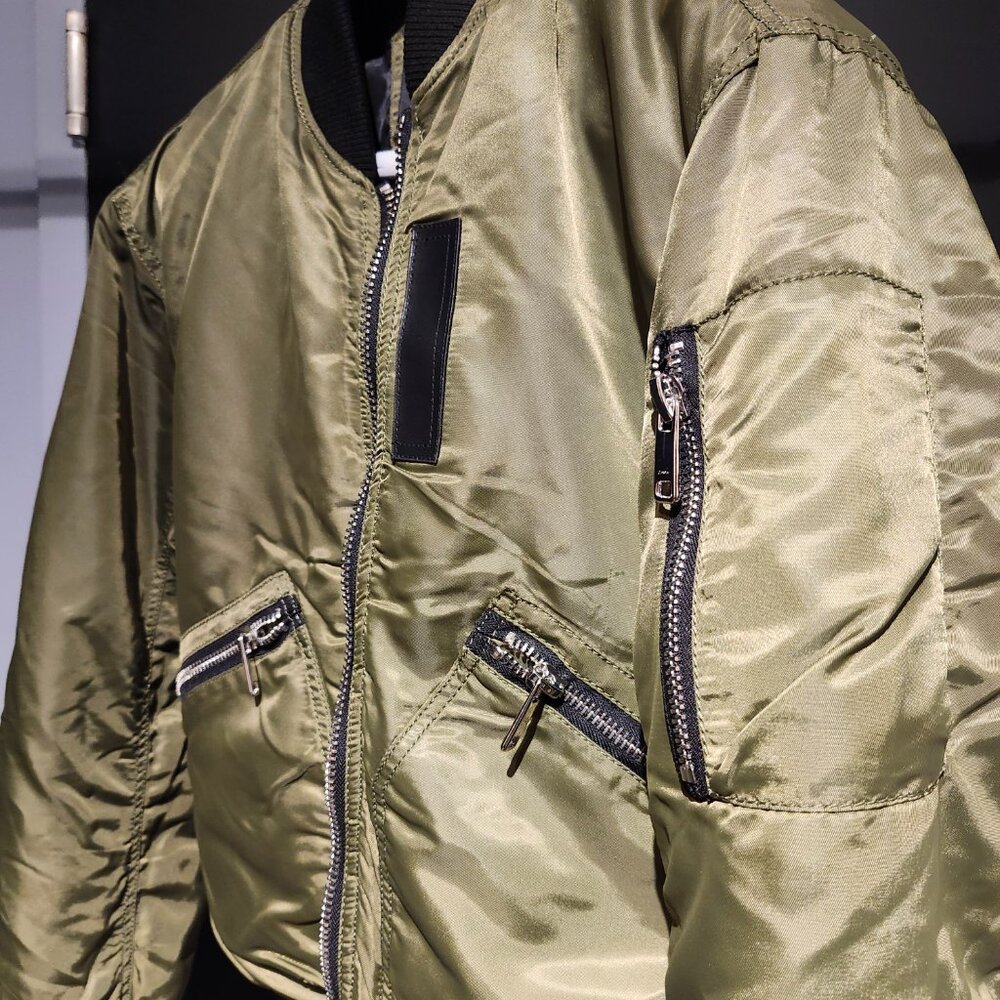 Bomber jacket - Picture 3 of 6